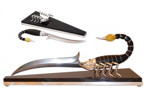 s-190.  <br>  Knife «Scorpion». <br>  925 silver. 324 grams. Natural Carnelia, Amber, Obsidian and Damascus steel.
