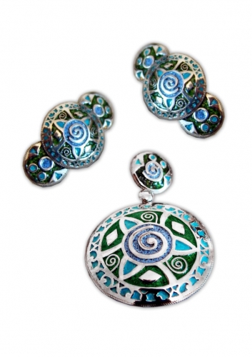  А - 203.     <br>         Kit. <br> 925 silver. Enamel.