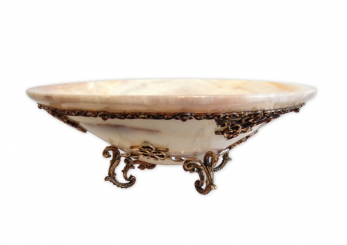 S- 323 <br> Vase. <br> Bronze. Natural Onyx and Carnelian.. Height 15 cm. Diameter 38cm.