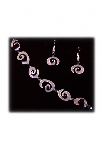 A-160.       <br>                                  Kit. <br> 925 silver. Enamel.