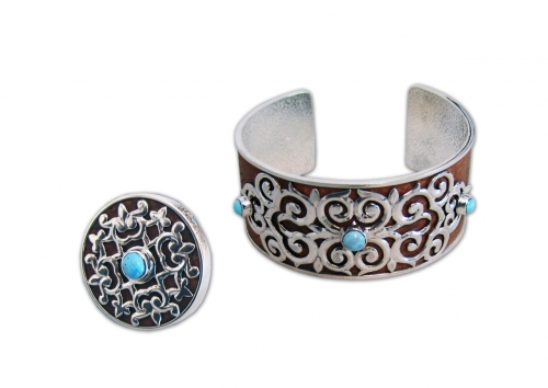 A-183.    <br>                  Kit. <br> 925 silver. Natural Turquoise. Leather.