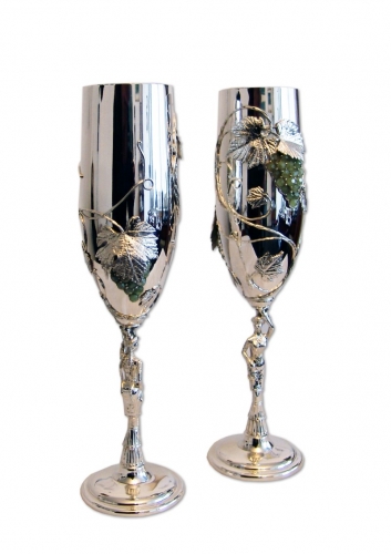 s-288.	<br>  Tall wineglass. <br>  925 silver. 600 gram. Natural Hrizopal. Height 25 cm